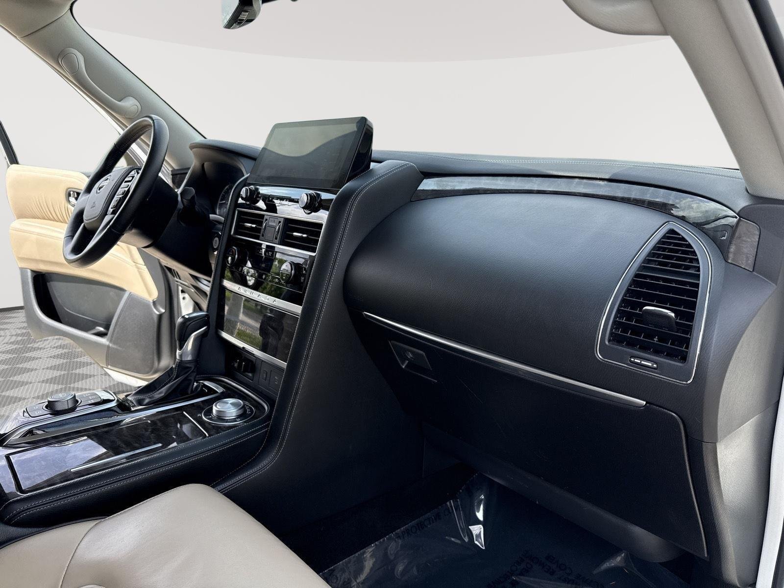 Used 2022 Aspen White TriCoat Pearl Nissan Platinum image 30