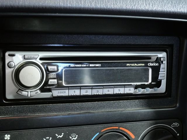 Used 1997  Chrysler JX image 21