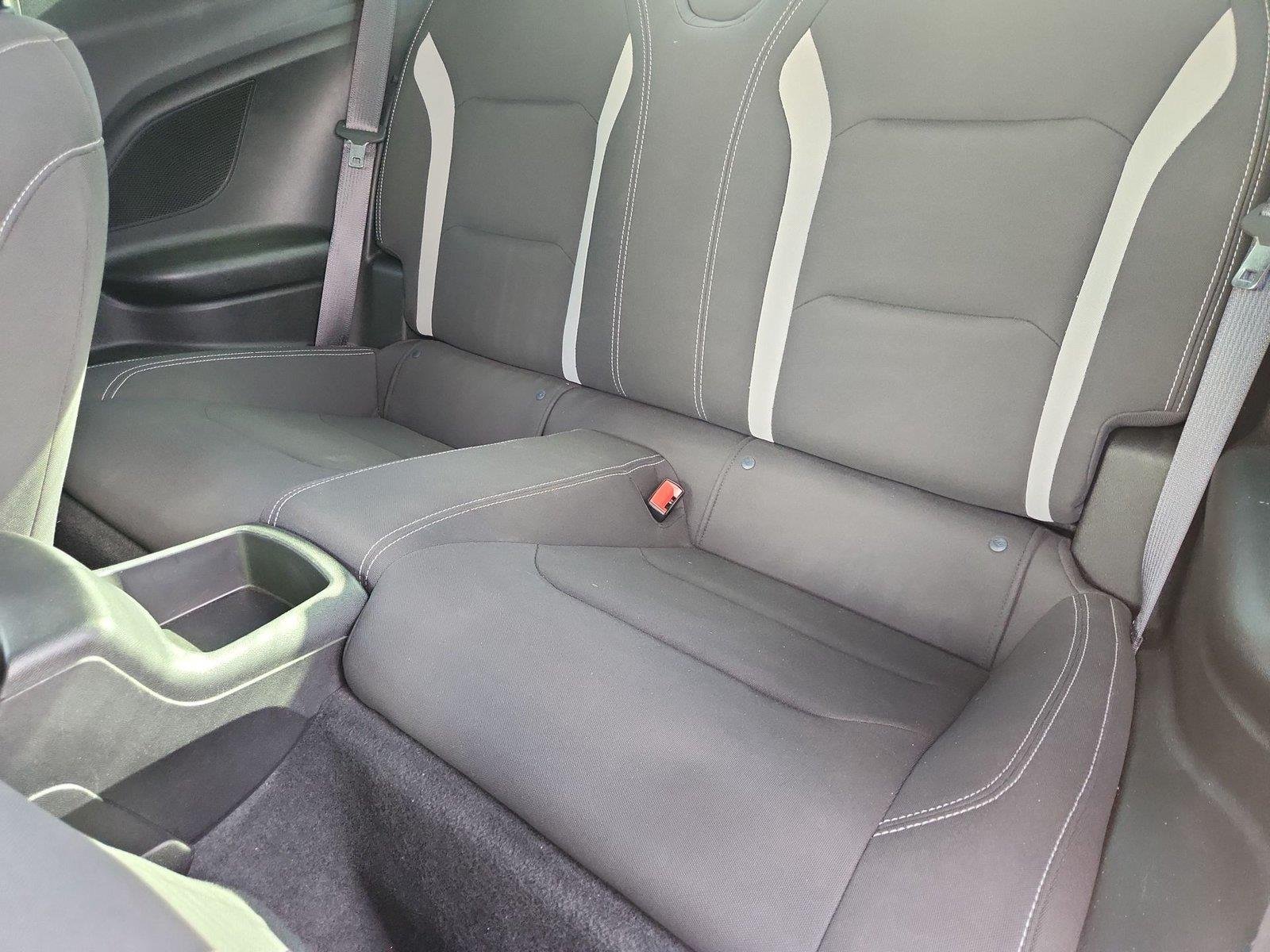 2018 Chevrolet Camaro 1LT - Photo 22