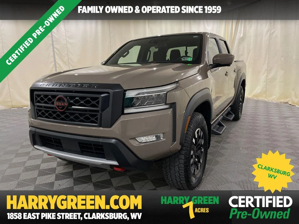 2023 Nissan Frontier PRO-4X Crew Cab 4X4's photo