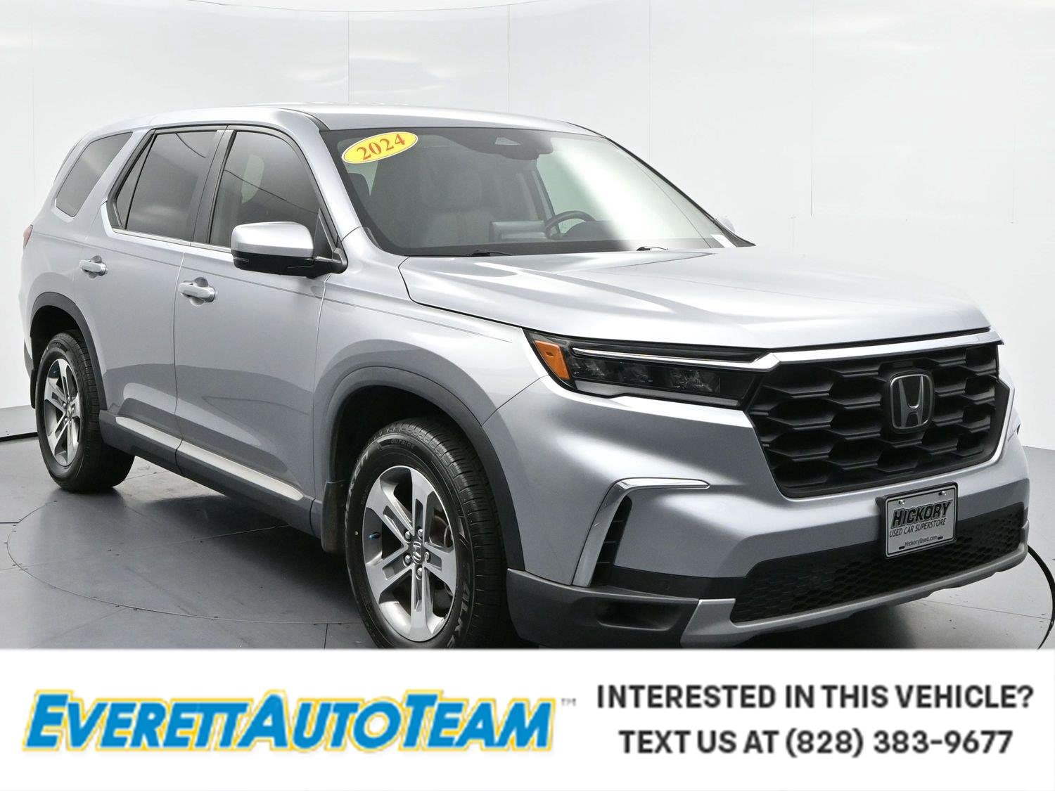Used 2024 Lunar Silver Metallic Honda EX-L image 1