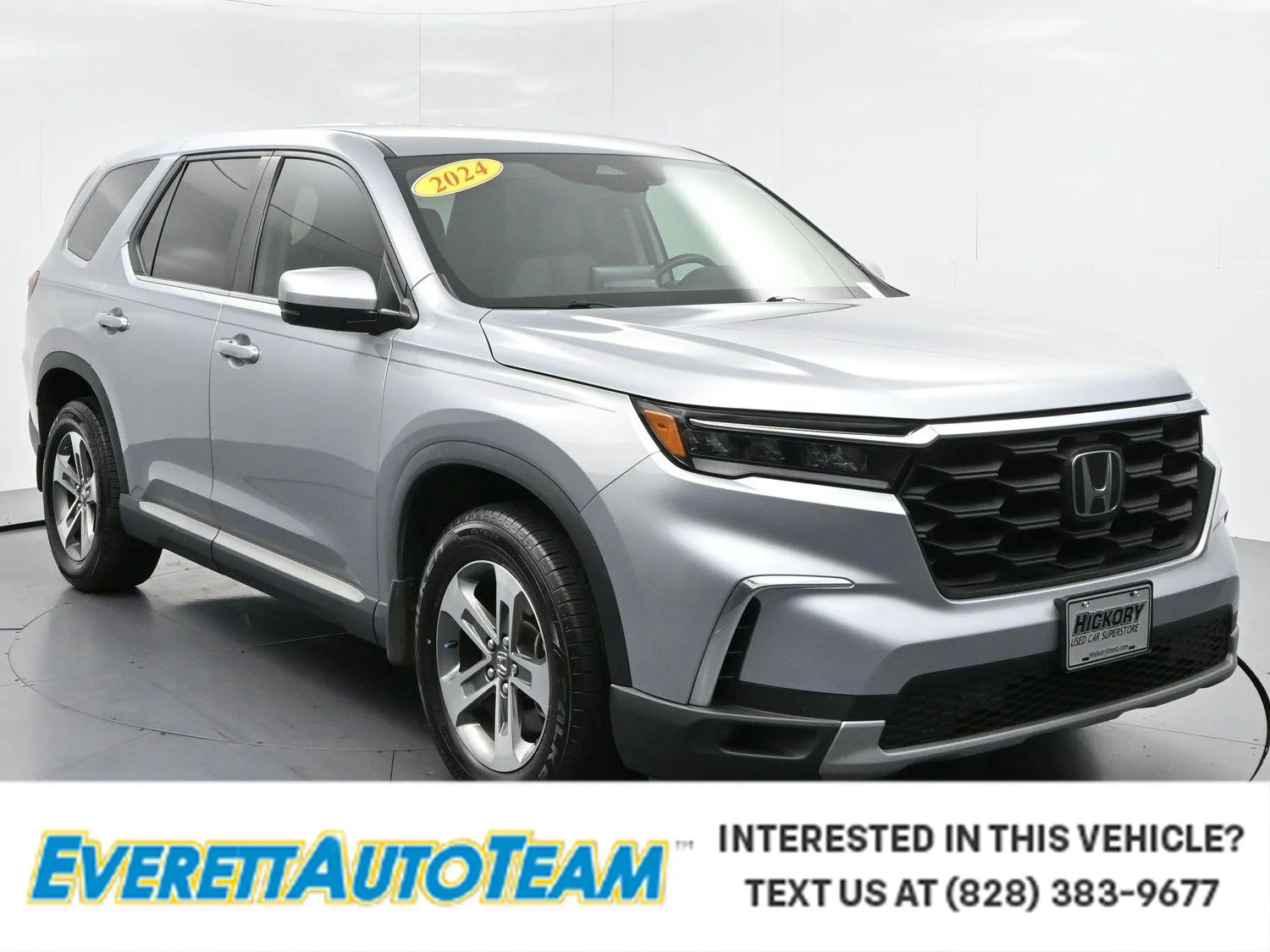 Used 2024 Lunar Silver Metallic Honda EX-L image 1