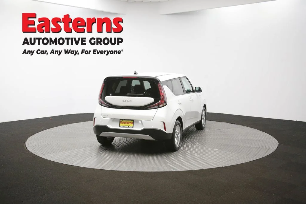 Used 2023 White Kia LX image 37