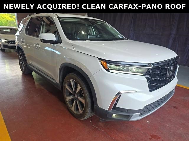 2025 Honda Pilot Elite AWD's photo