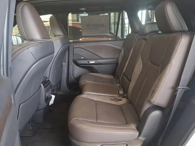 New 2026 Wind Chill Pearl Lexus LUXURY AWD image 12