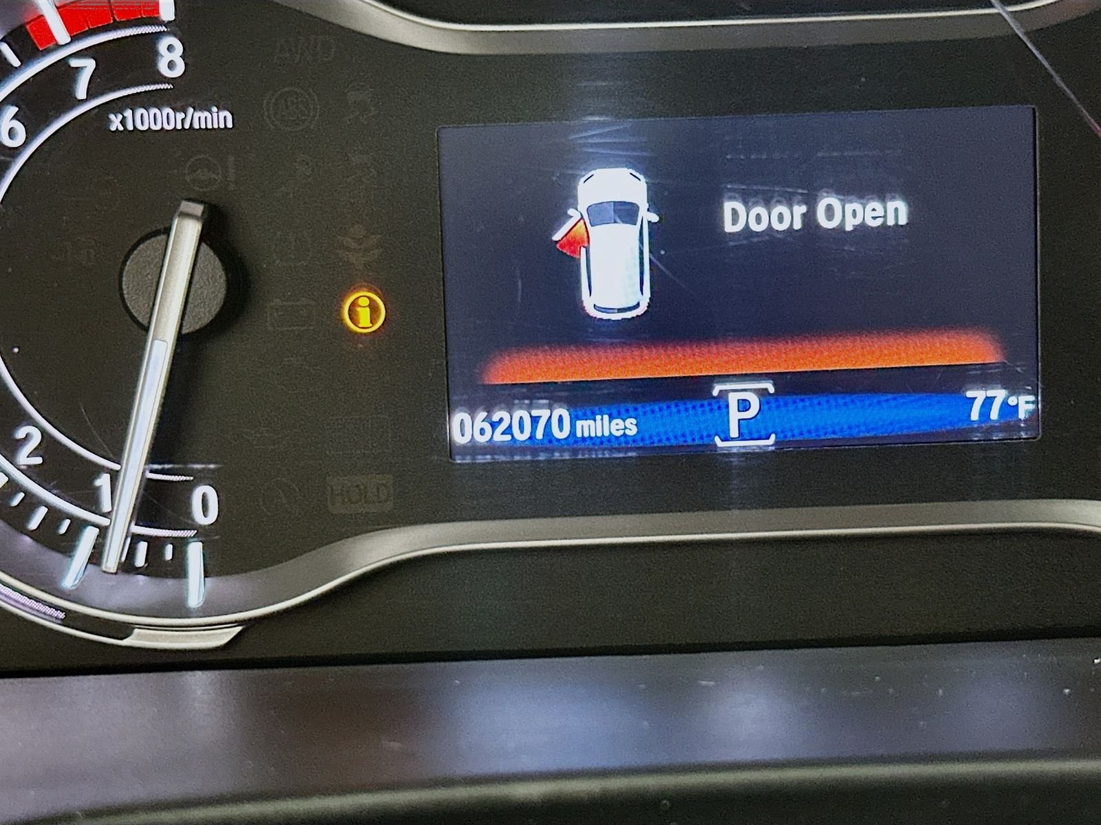 Used 2018 White Diamond Pearl Honda EX image 12