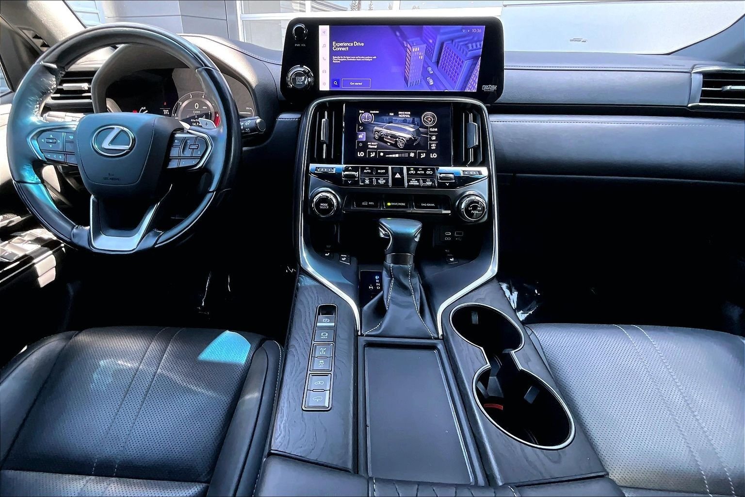 Used 2022 White Lexus 600 Ultra Luxury image 15