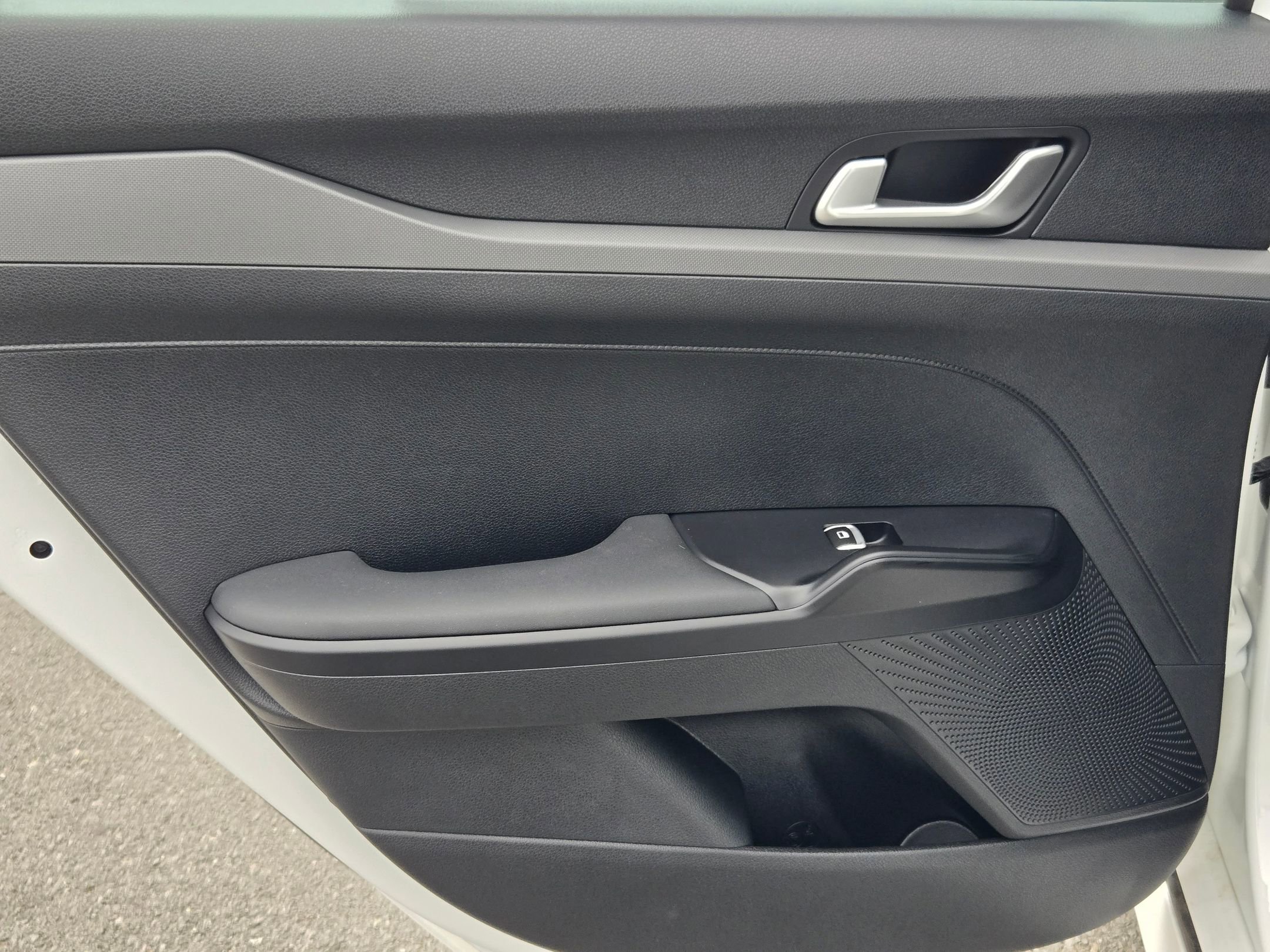 2026 Kia K5 LXS - Photo 24