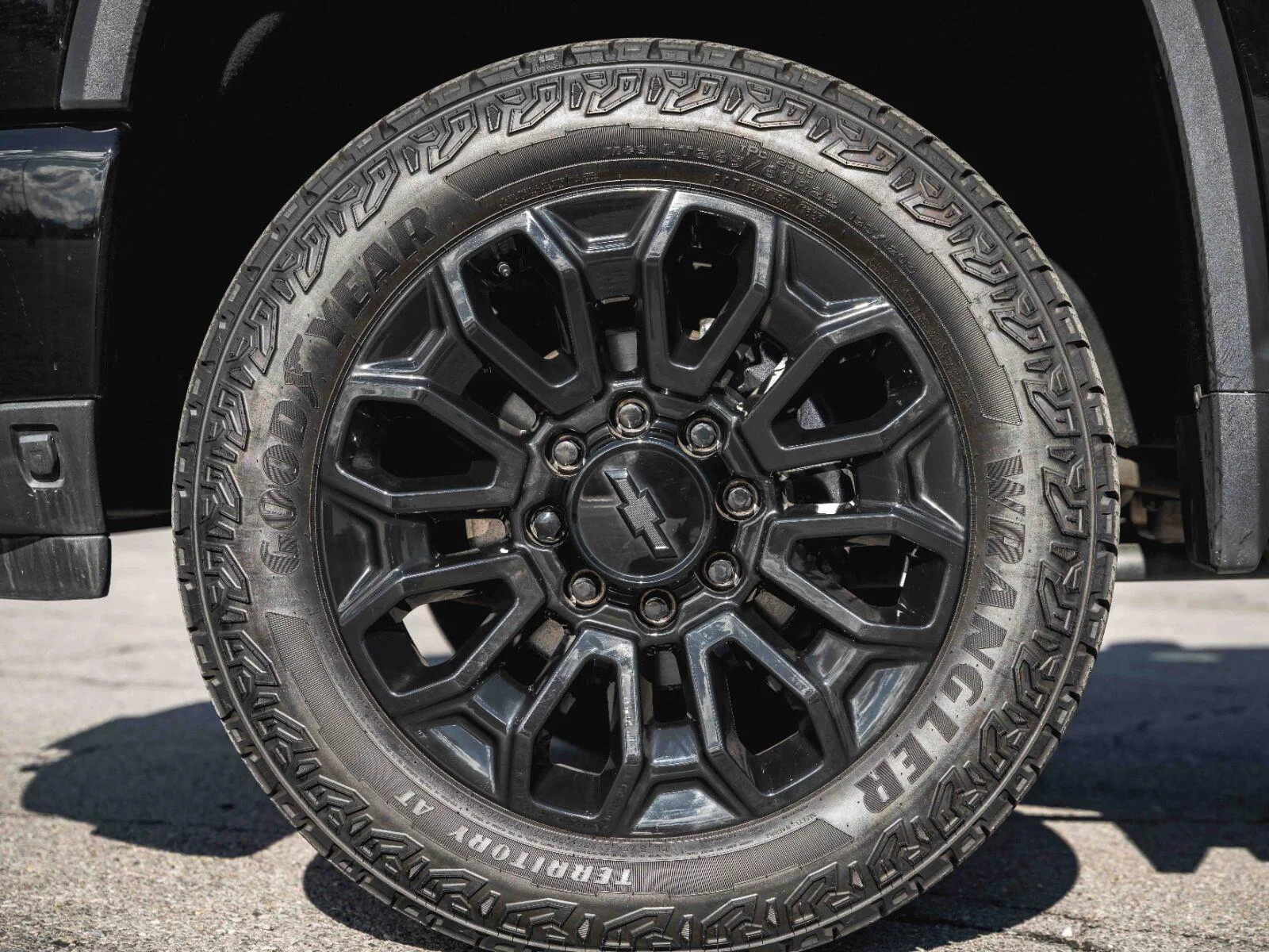 Used 2026 Black Chevrolet High Country image 14