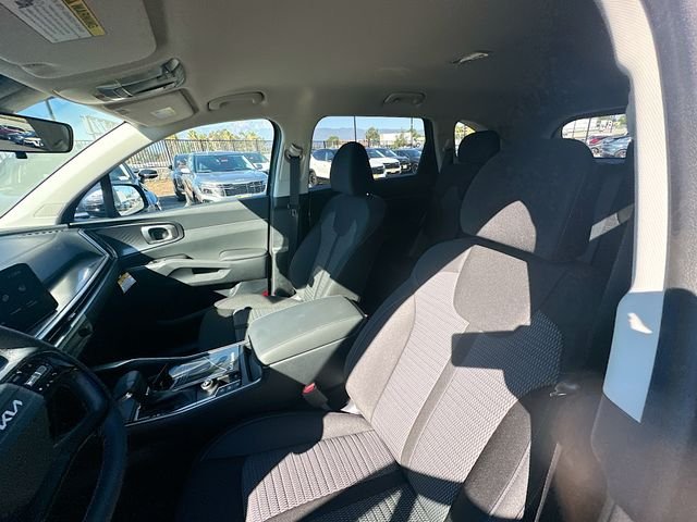 Certified Used 2026 Metal Kia LX image 21