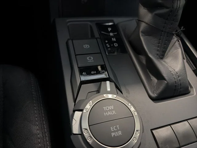 2026 Toyota Tacoma SR5 - Photo 35