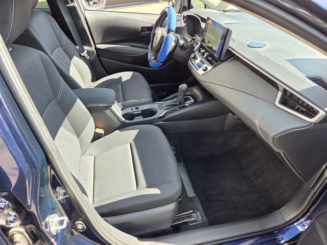 2025 Toyota Corolla LE - Photo 15