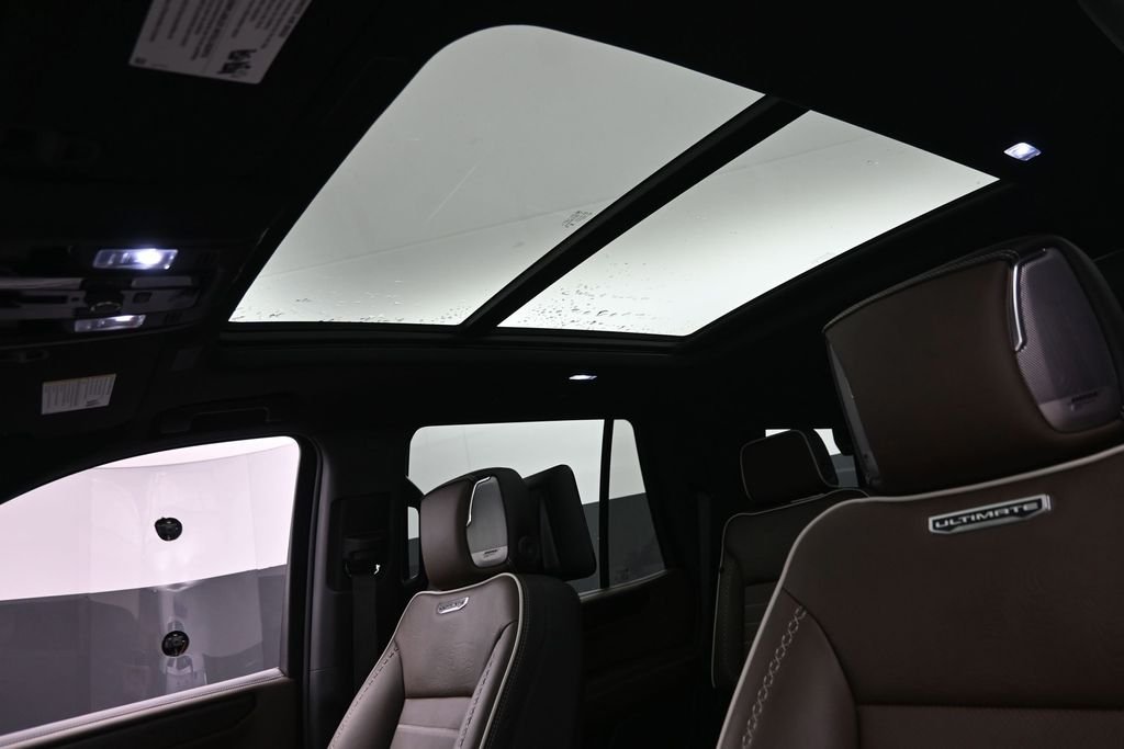 Used 2026 White GMC Denali Ultimate image 34