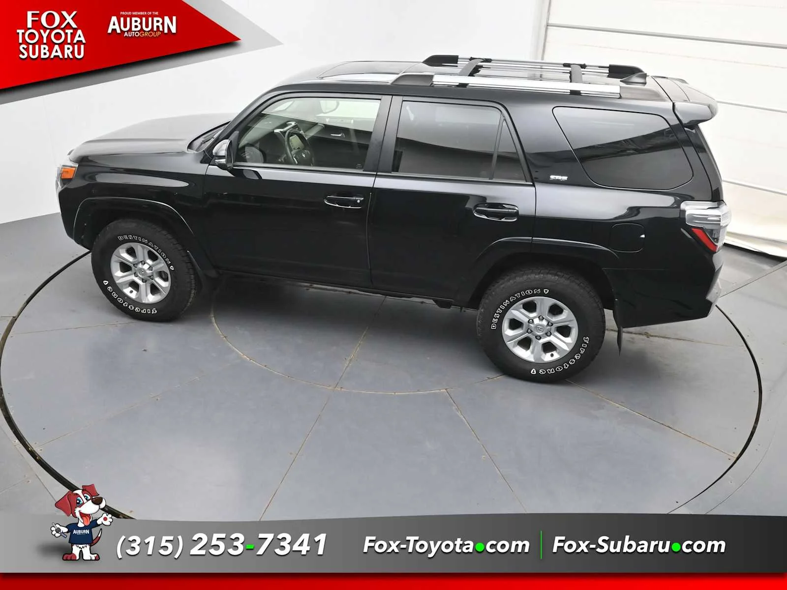 Used 2022 Midnight Black Metallic Toyota SR5 Premium image 35