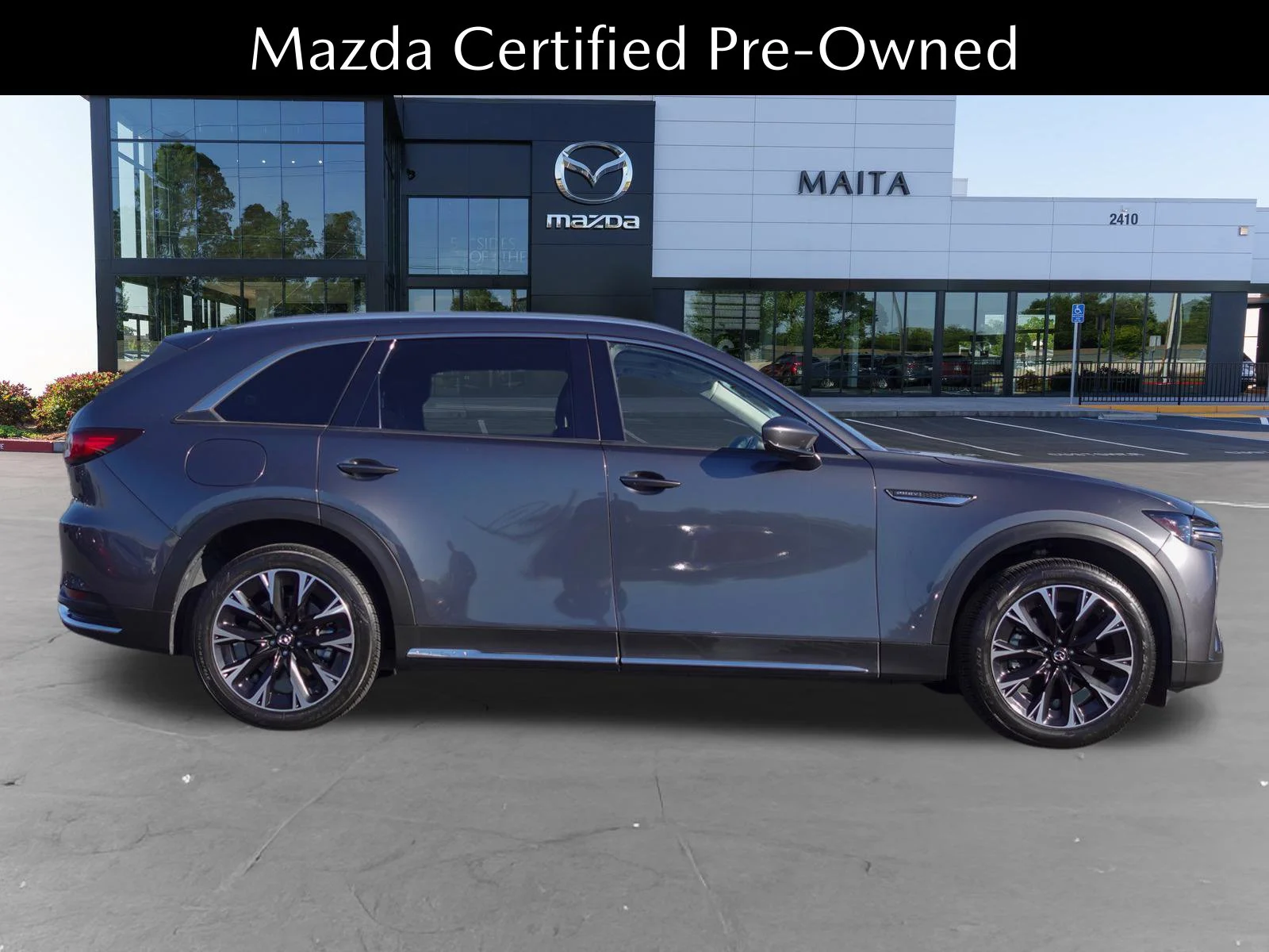Certified Used 2024 Machine Gray Metallic Mazda Premium image 2