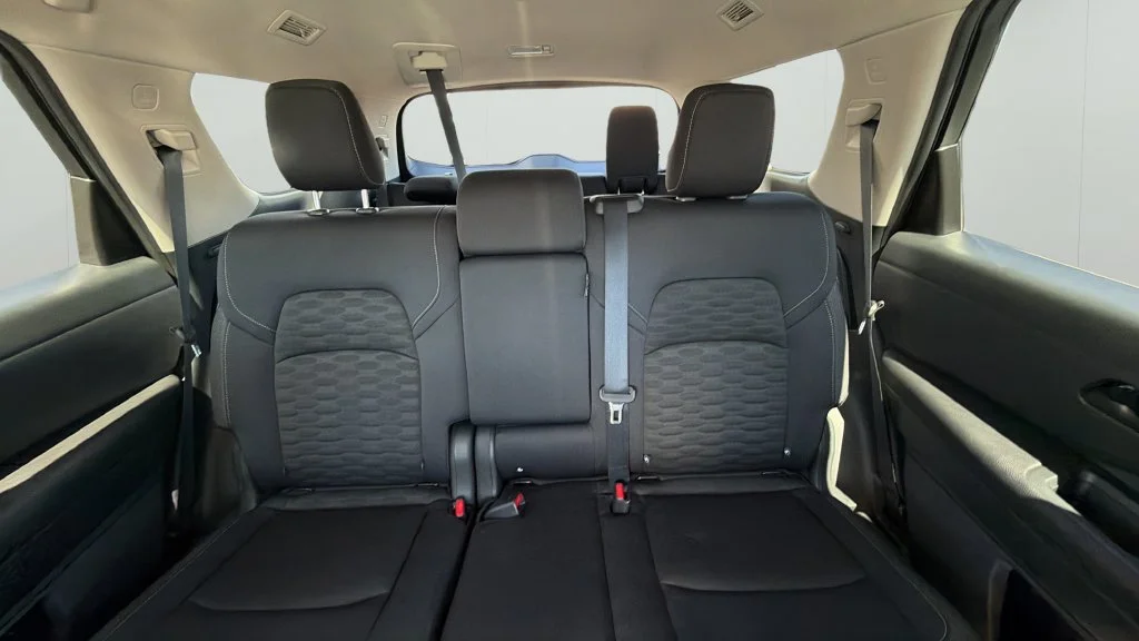 Used 2025 White Nissan SV image 11