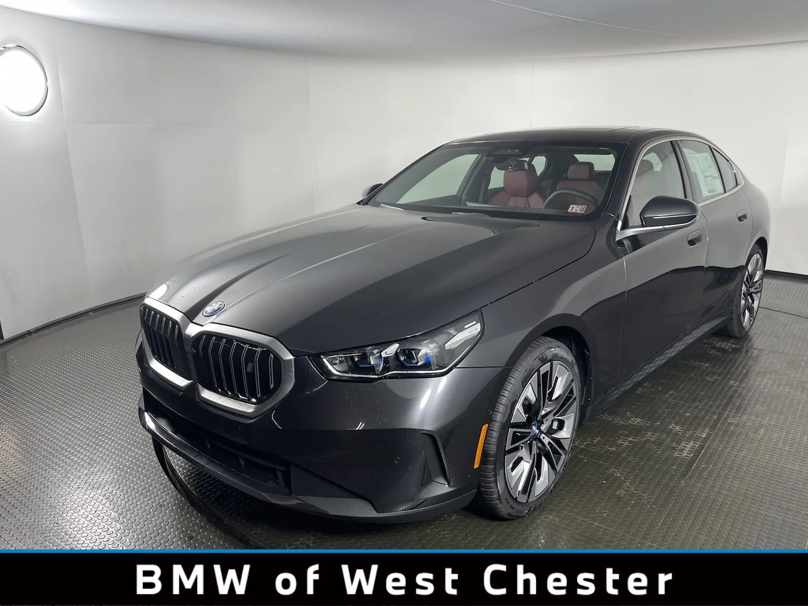 2024 BMW i5 eDrive40's photo
