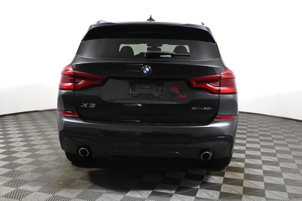Used 2021 Gray BMW sDrive30i image 10