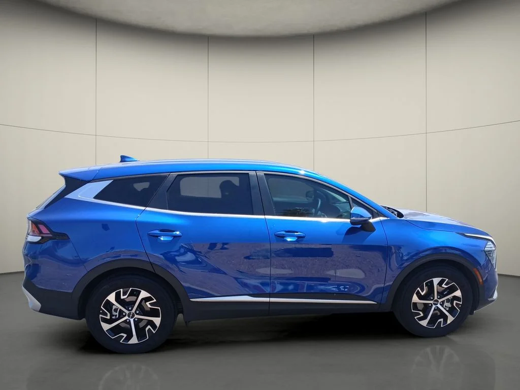 Used 2025 Sapphire Blue Kia EX image 8