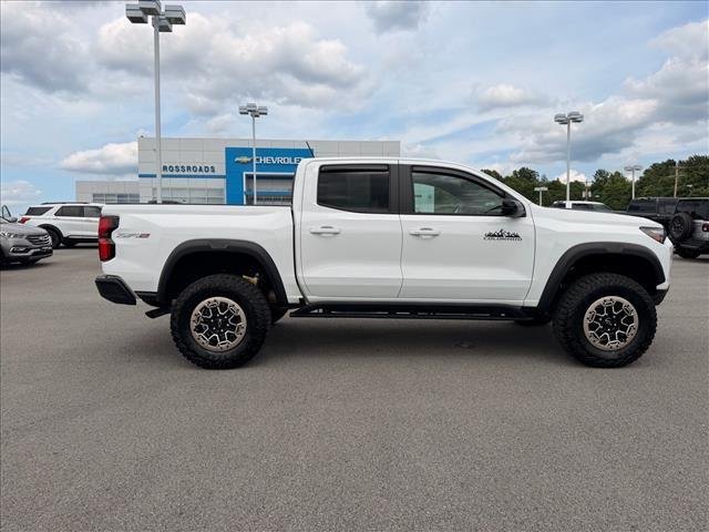 Used 2024 Summit White Chevrolet 4WD ZR2 image 6