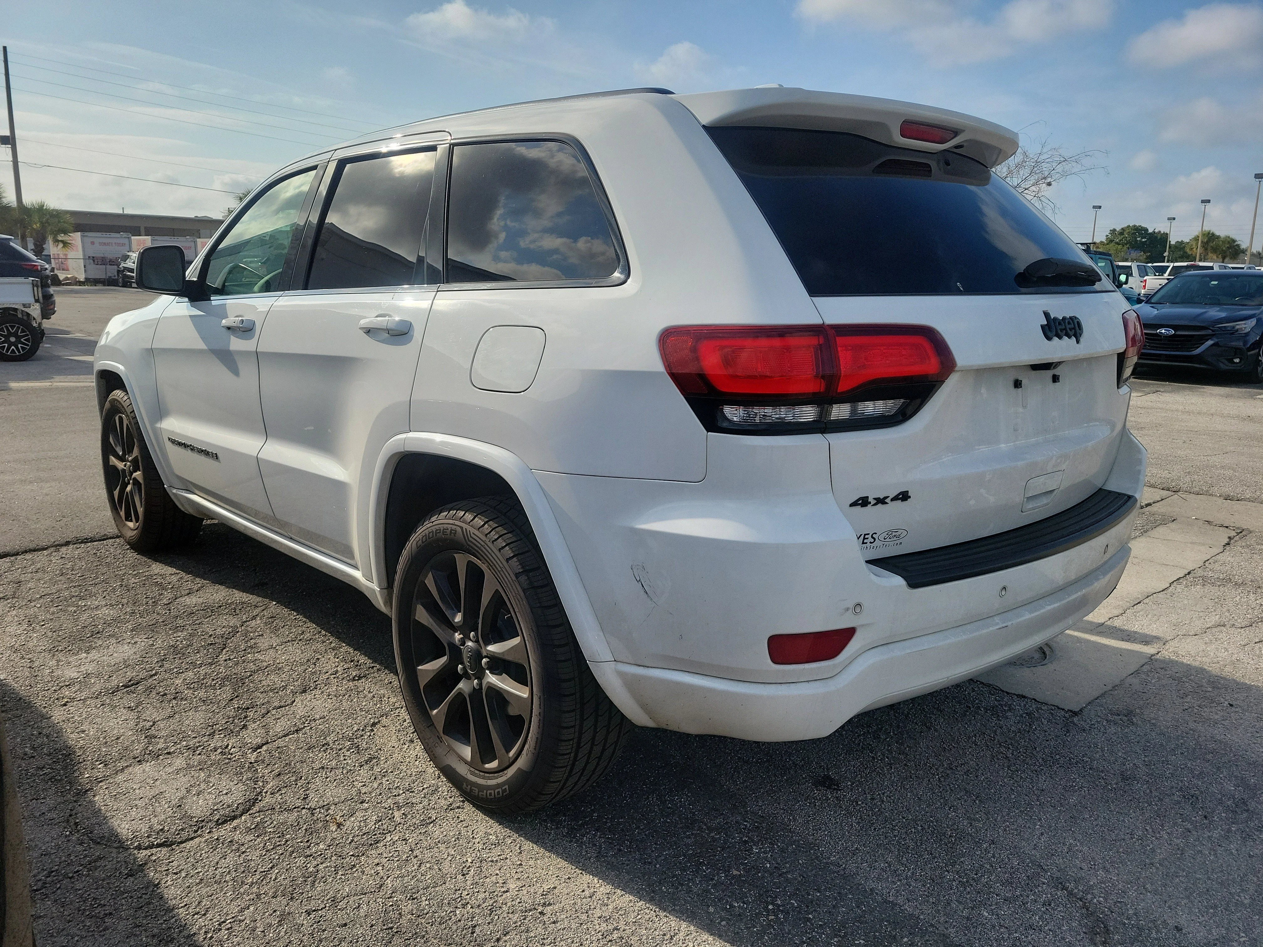 Used 2020 Bright White Clearcoat Jeep Altitude image 5