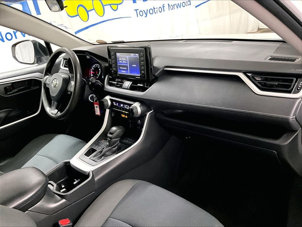 Certified Used 2022 White Toyota LE image 14