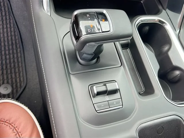 2026 GMC Sierra 1500 Denali Ultimate - Photo 12