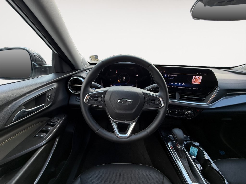 2025 Chevrolet Trax Activ - Photo 12