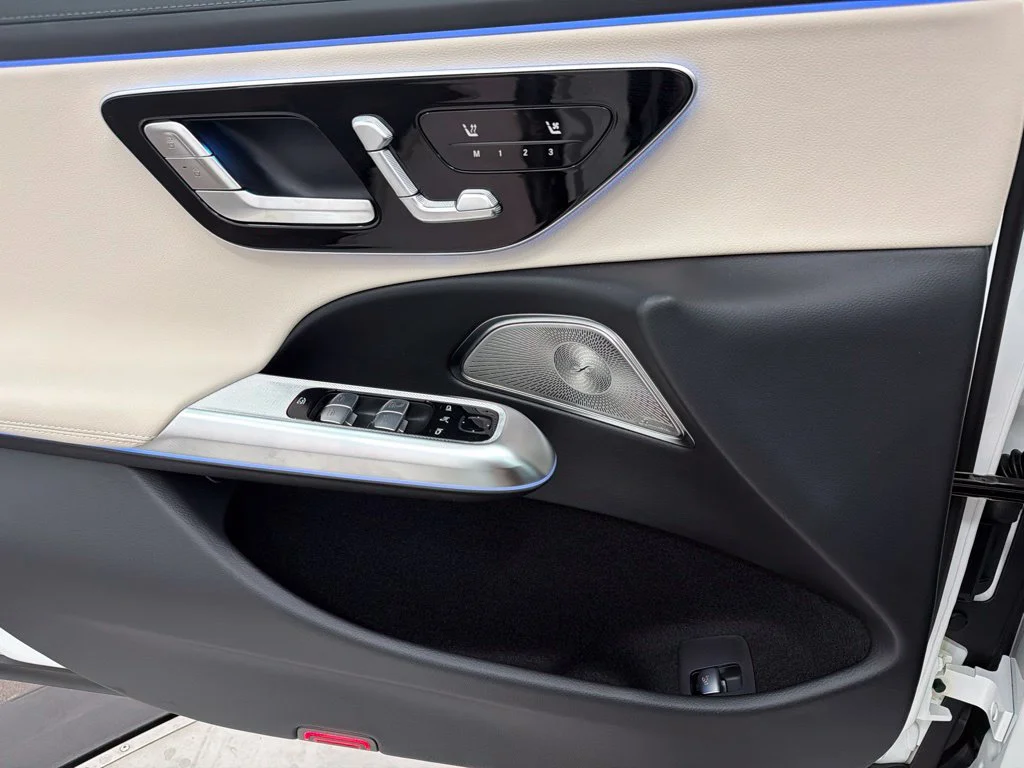 New 2027 White Mercedes-Benz E 350 image 18