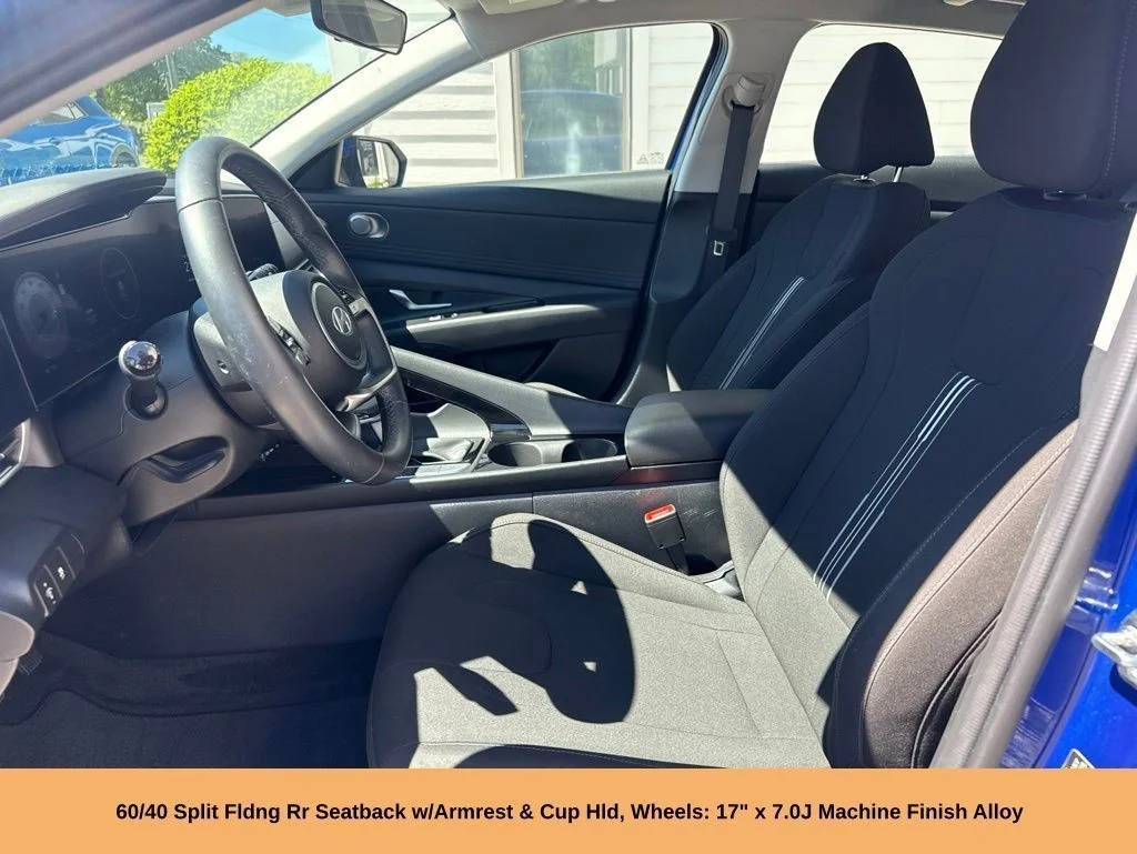 Used 2024 Blue Hyundai SEL image 9
