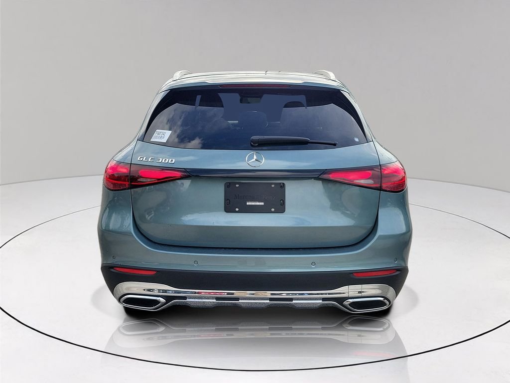 New 2026 Verde Silver Metallic Mercedes-Benz GLC 300 image 5