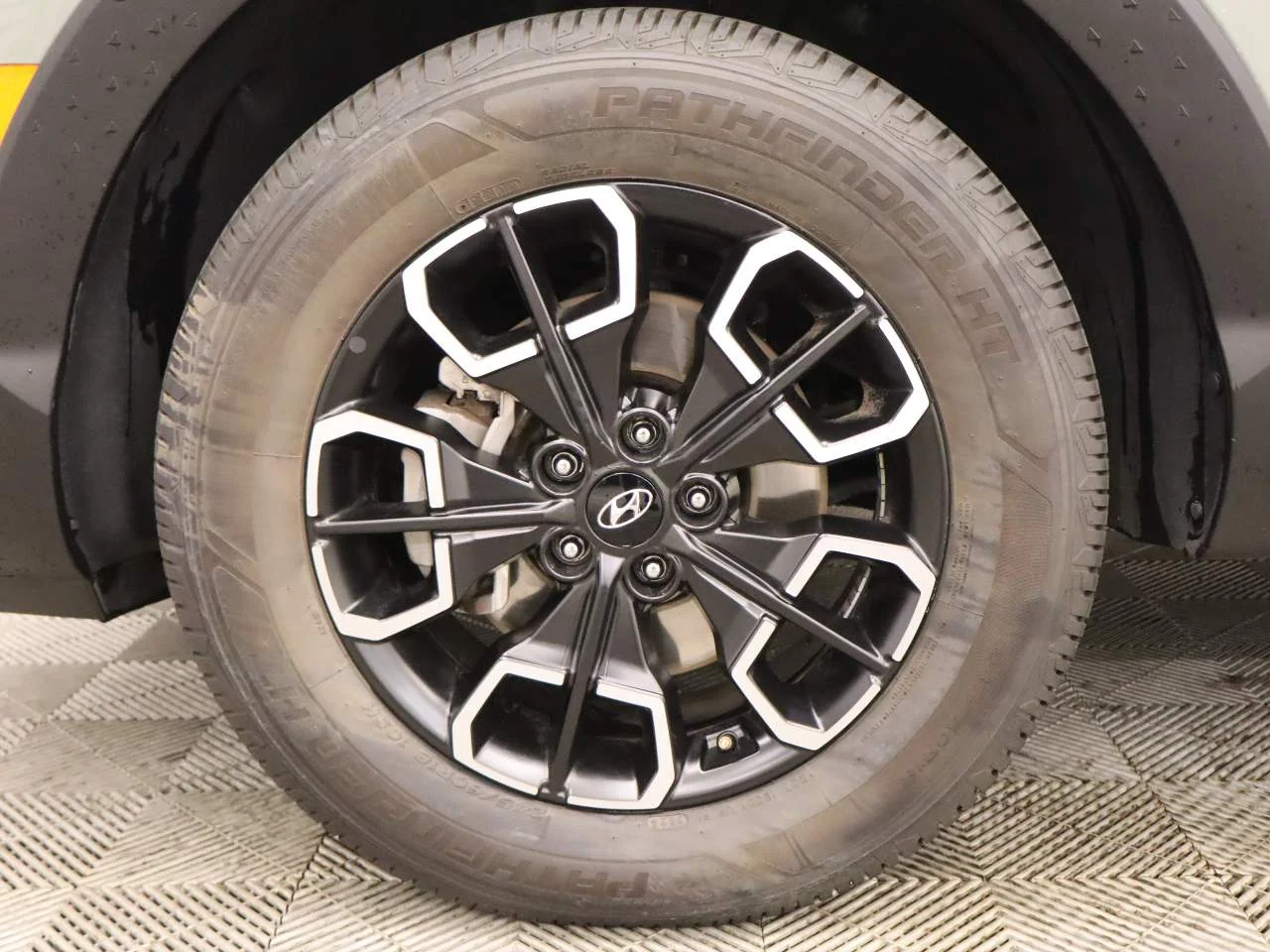 Certified Used 2024 Sage Gray Hyundai SEL Crew Cab image 6