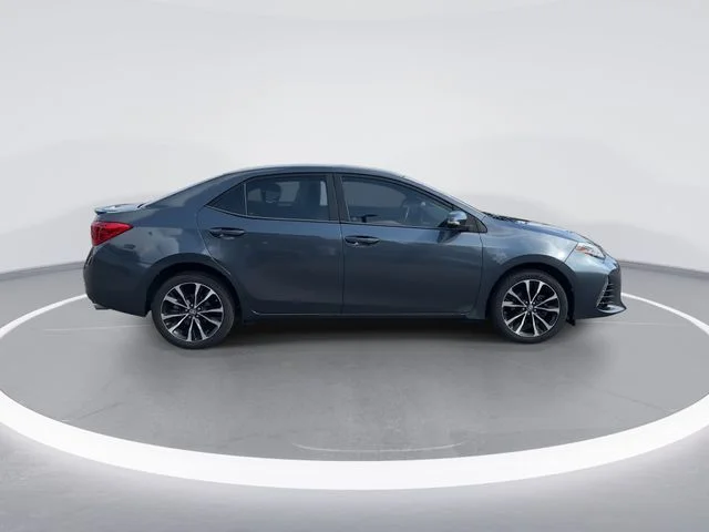 Used 2017 Gray Toyota SE image 8