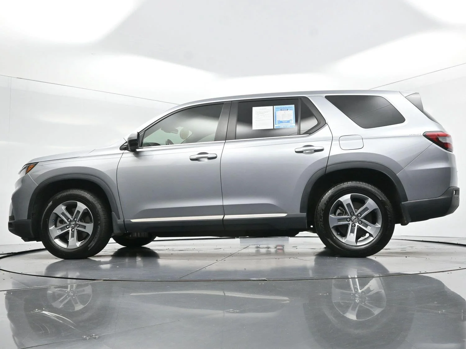 Used 2024 Lunar Silver Metallic Honda EX-L image 53