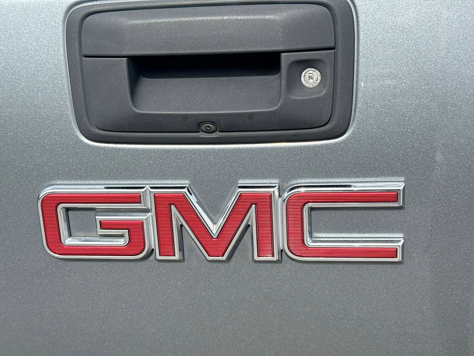 Used 2019 Satin Steel Metallic GMC 2WD SLT image 11