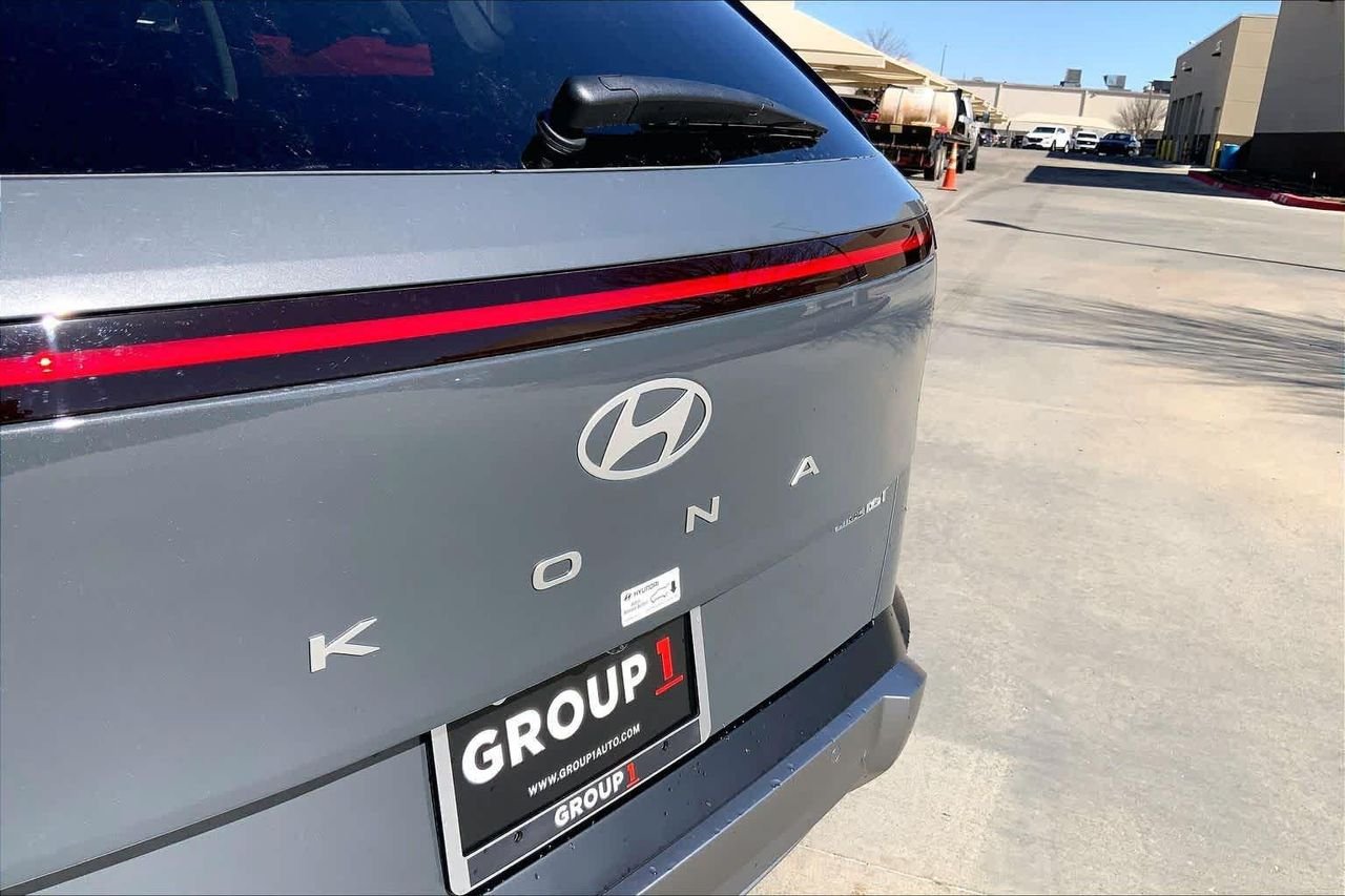 New 2026 Ecotronic Gray Pearl Hyundai Limited AWD image 15