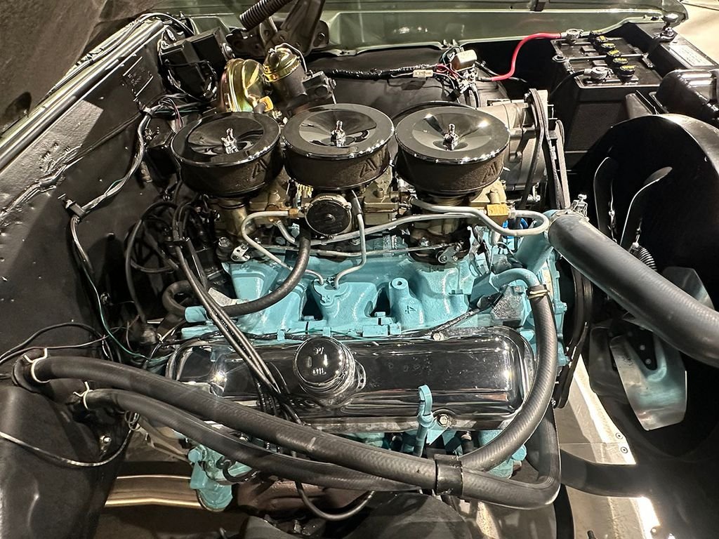 Used 1964 Green Pontiac  image 26