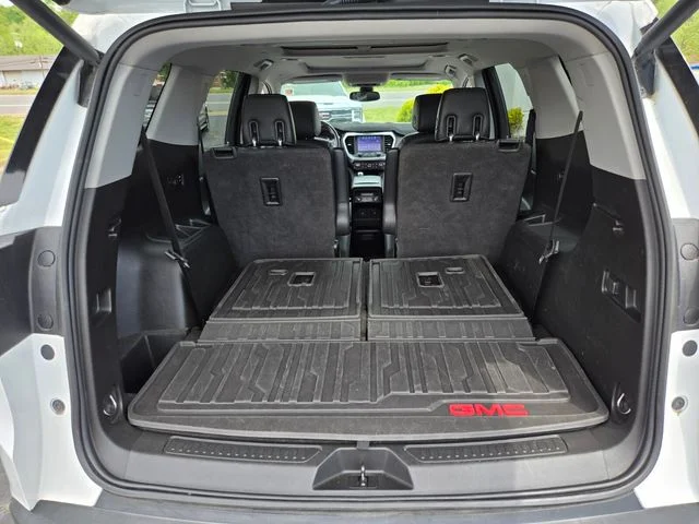 Used 2019 White GMC SLT-2 image 23