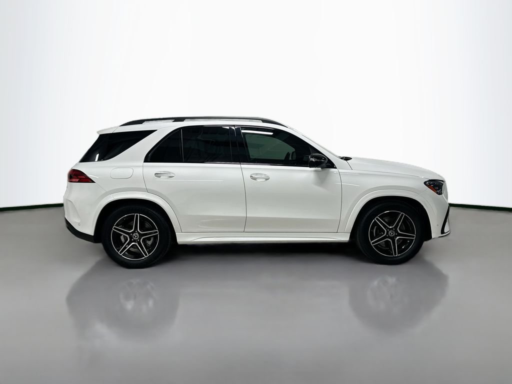 Used 2026  Mercedes-Benz GLE 580 image 8