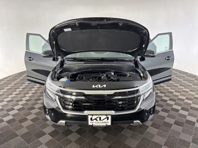 Used 2024 Black Kia SX image 13