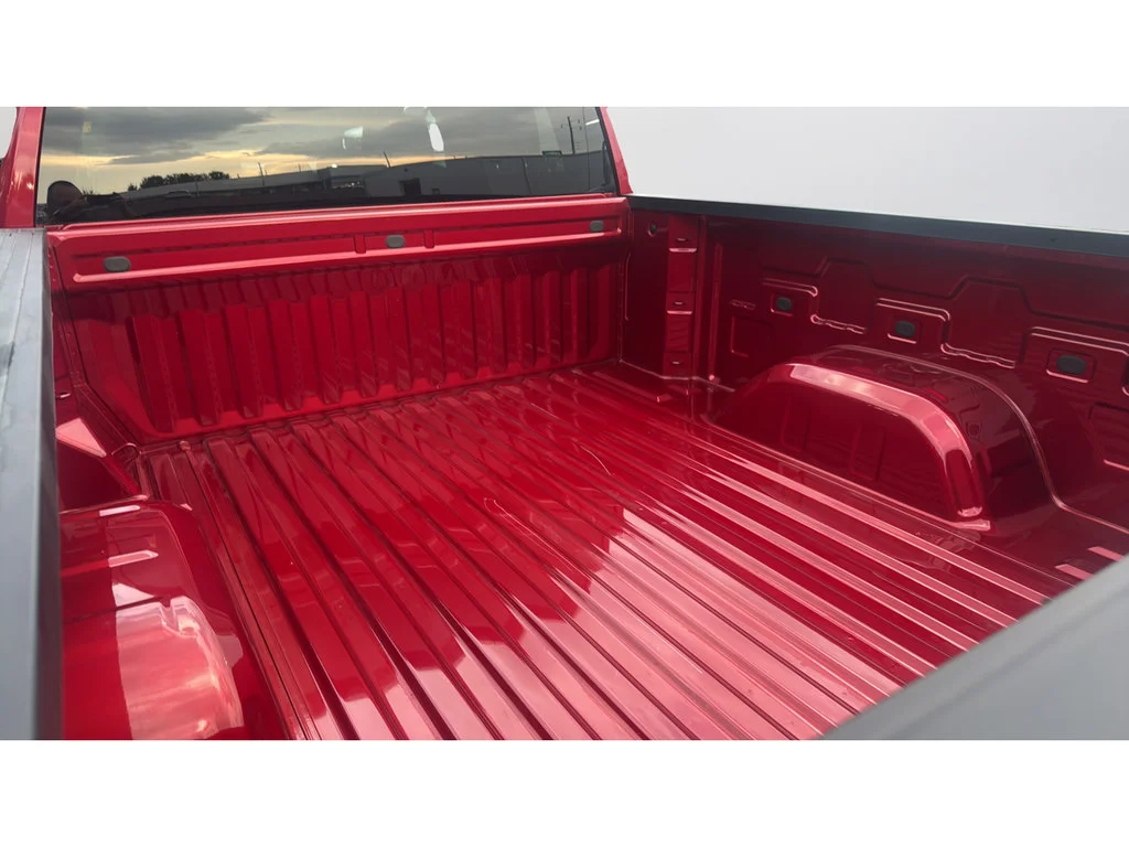 2023 Chevrolet Silverado 1500 LT - Photo 28