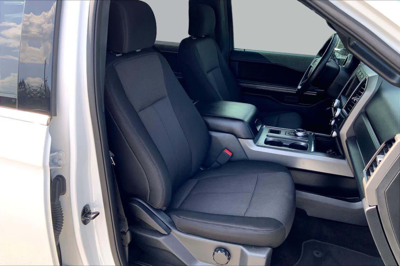 Pre-Owned 2019 Ford Expedition XLT