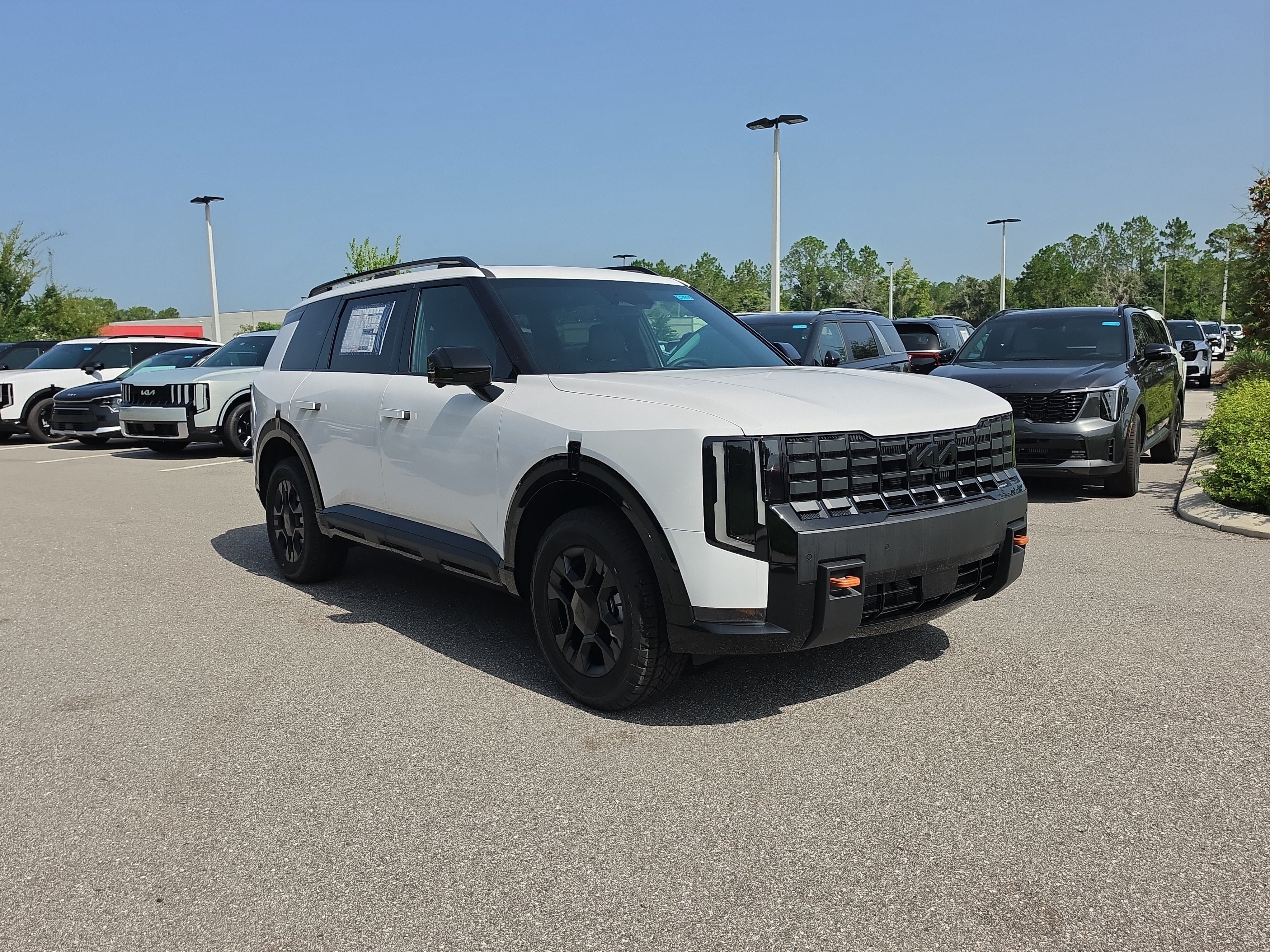 New 2027 Glacial White Kia X-Pro SX Prestige image 2