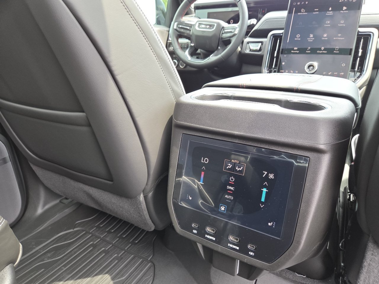 2026 GMC Yukon XL AT4 Ultimate - Photo 29