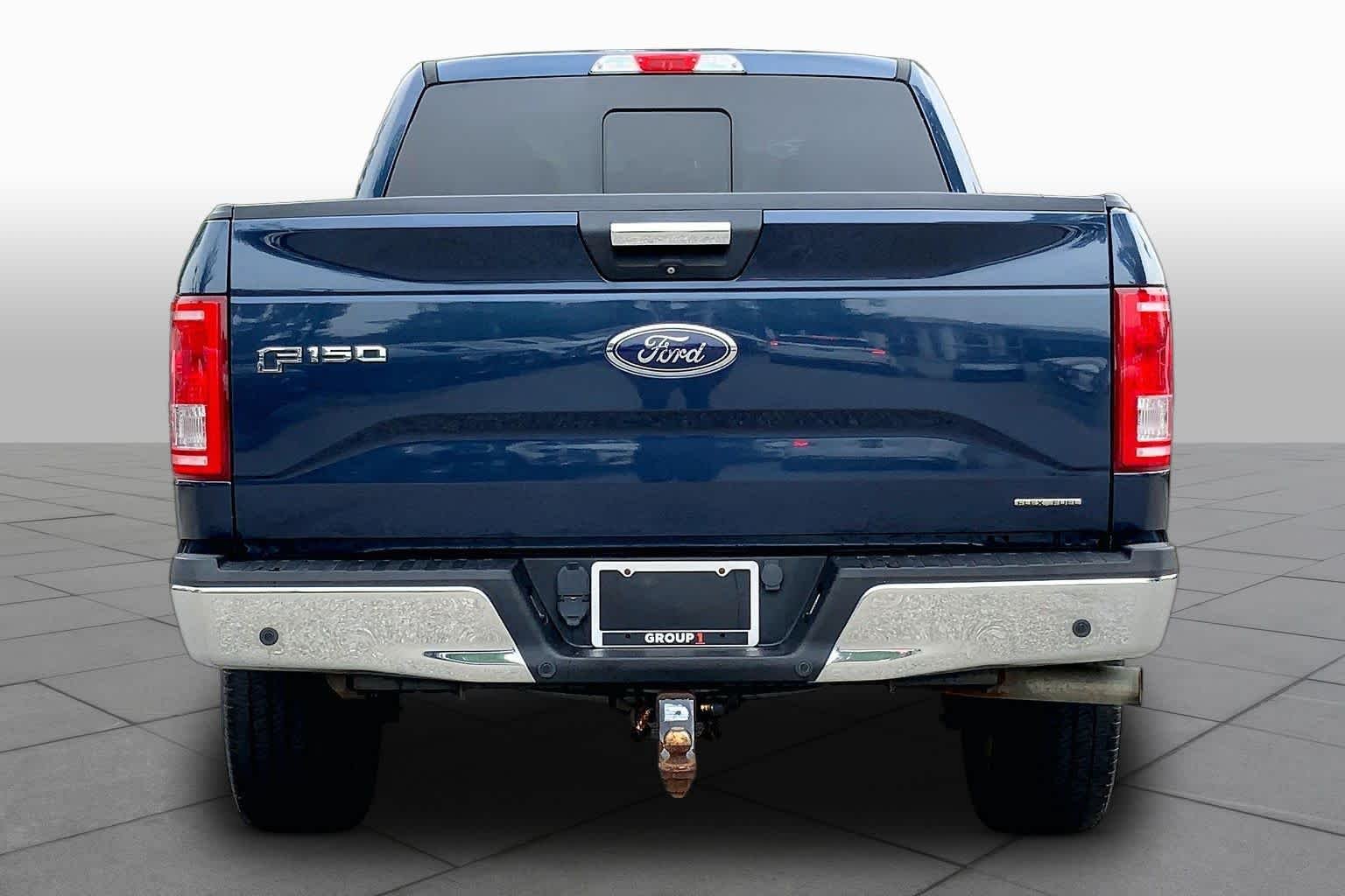 Used 2015 Blue Jeans Metallic Ford XLT image 5