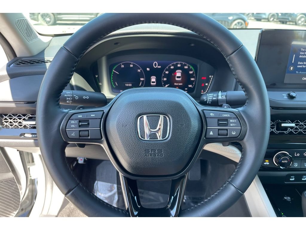Used 2026 Platinum White Pearl Honda EX-L image 34