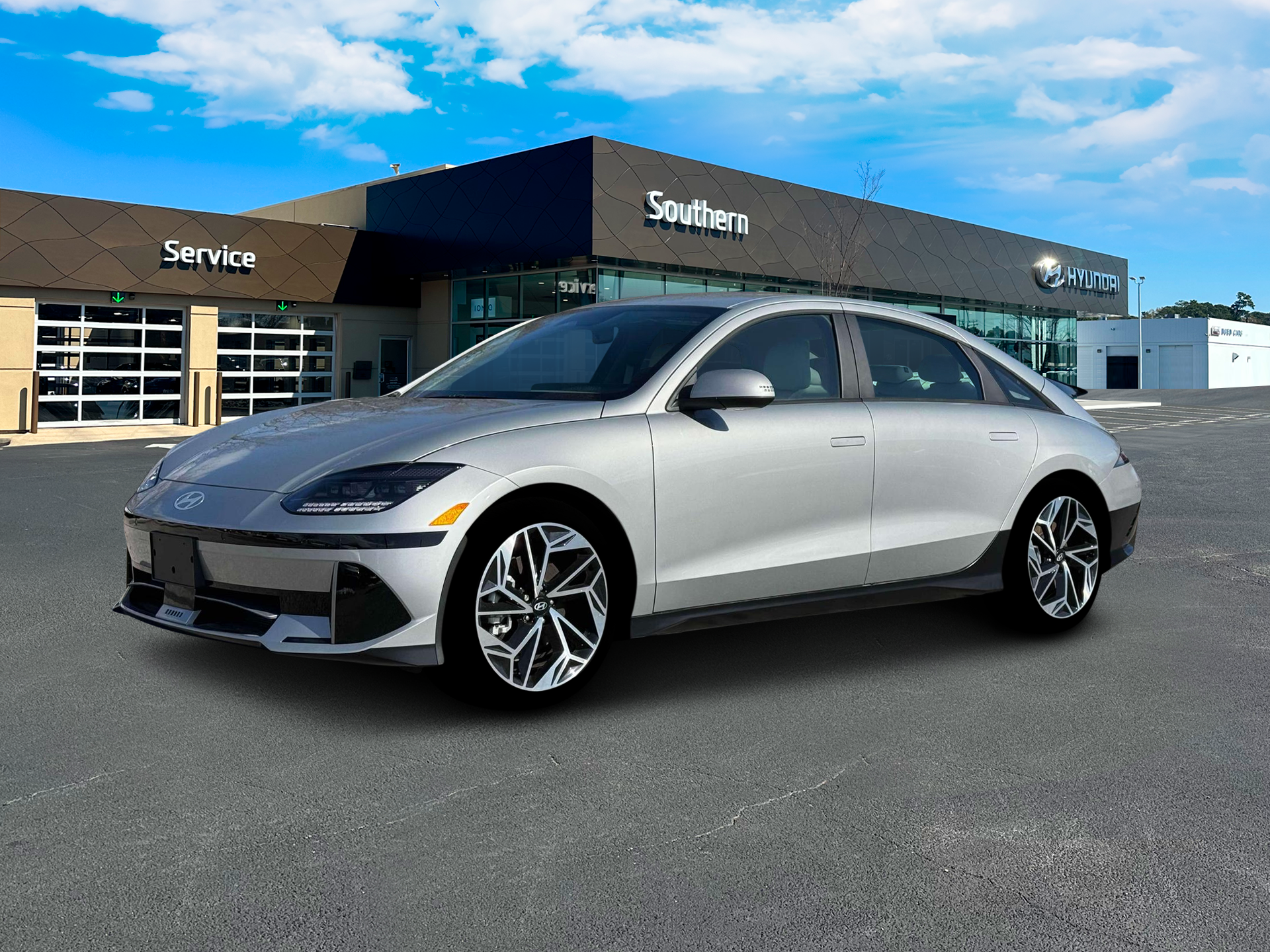 New 2024 Silver Hyundai SEL image 4