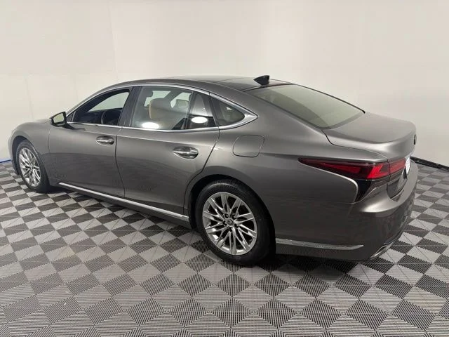 Used 2022 Silver Lexus 500 Base image 5