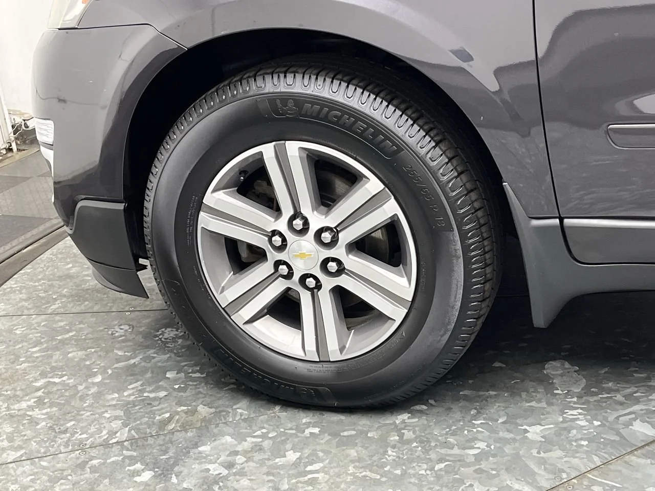 Used 2017 TUNGSTEN METALLIC Chevrolet LT image 31