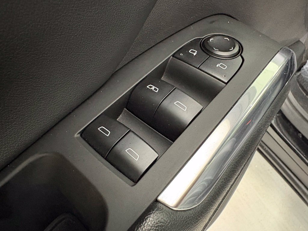 Used 2025 Black Chevrolet LT image 21